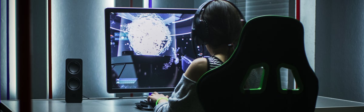 Best gaming broadband girl PC gaming