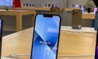 iPhone 13 Pro review: iPhones in store