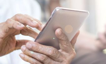 smartphones for seniors