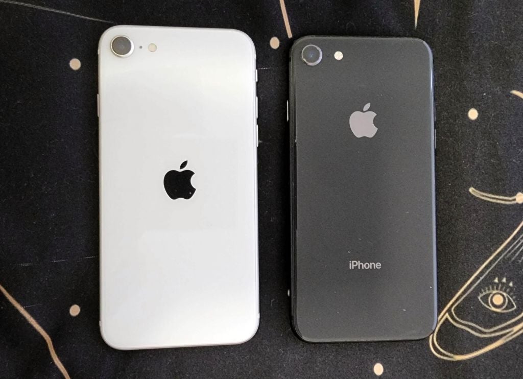 iPhone SE 2022 and iPhone 8