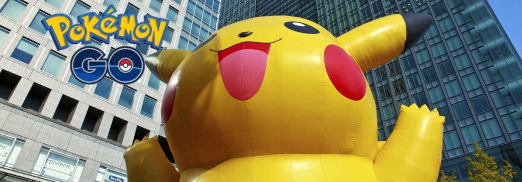 Giant inflatable pikachu - Pokemon Go (1)